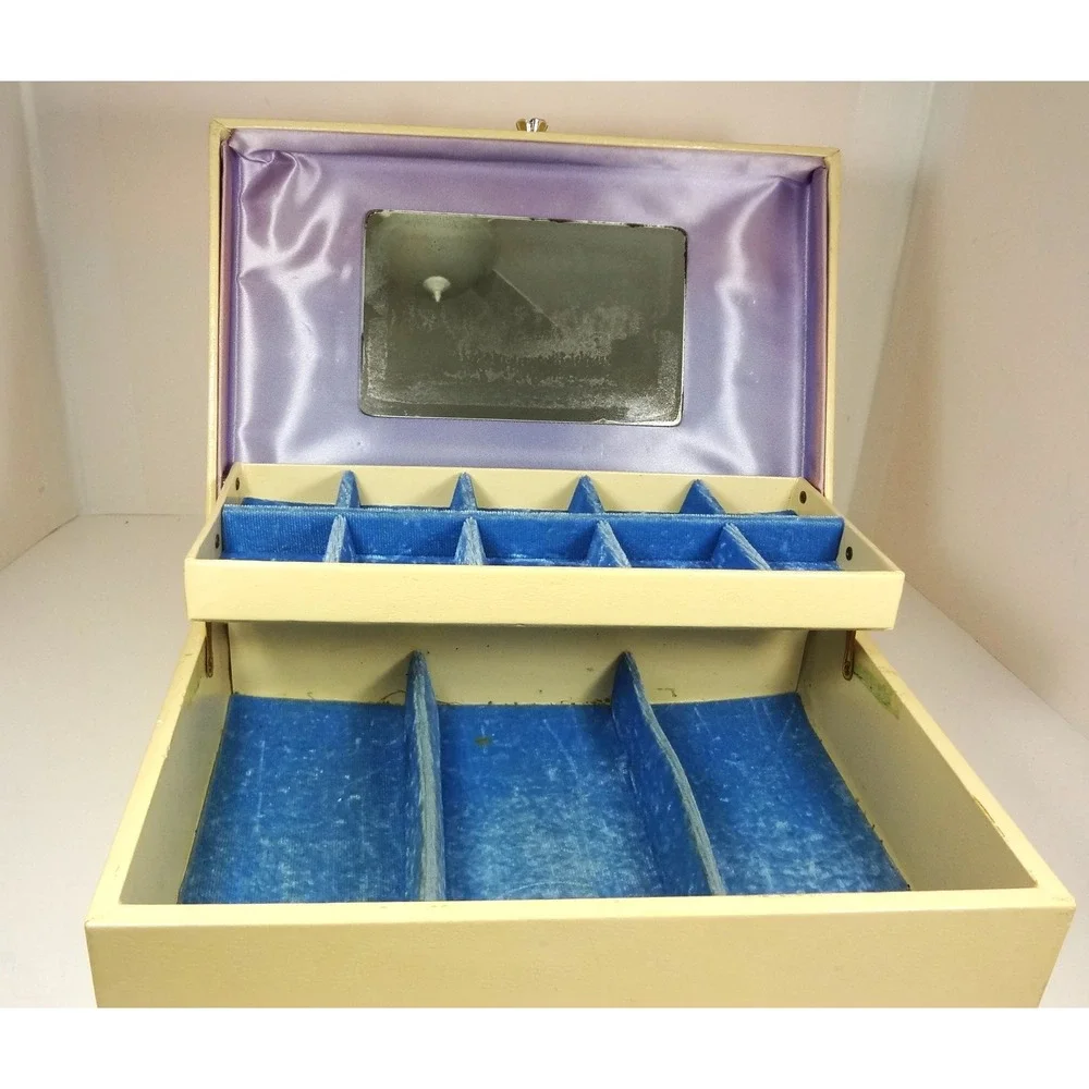 Vintage Lady‎ Buxton Cream Faux Leather Jewelry Box Mirror Cantilever Tray